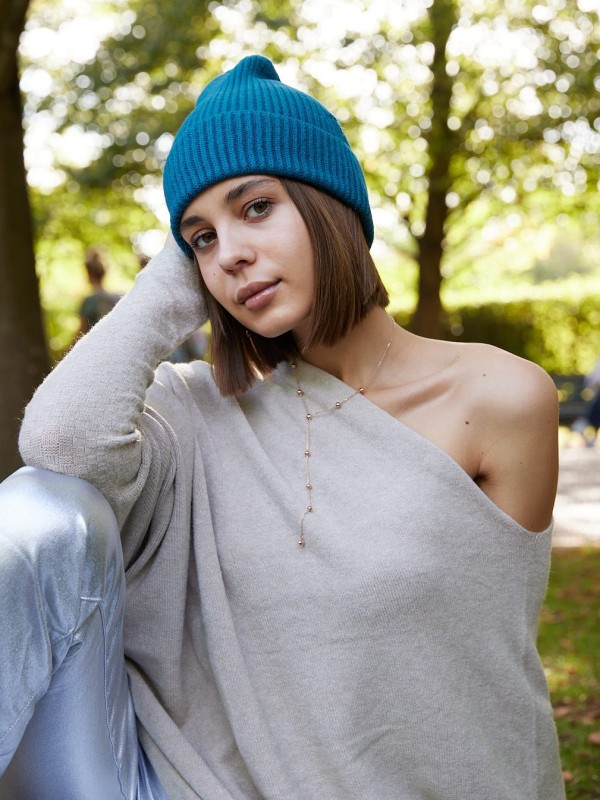 Brooke - ribbed viscose beanie in teal