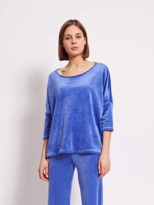 Gia - Stretch Velvet Top In Light Blue
