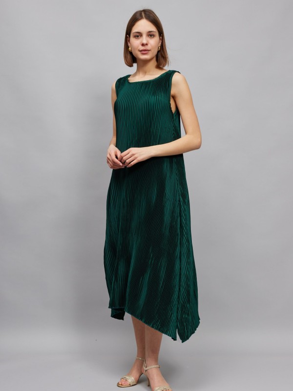 Emma -Pleated satin midi dress in green
