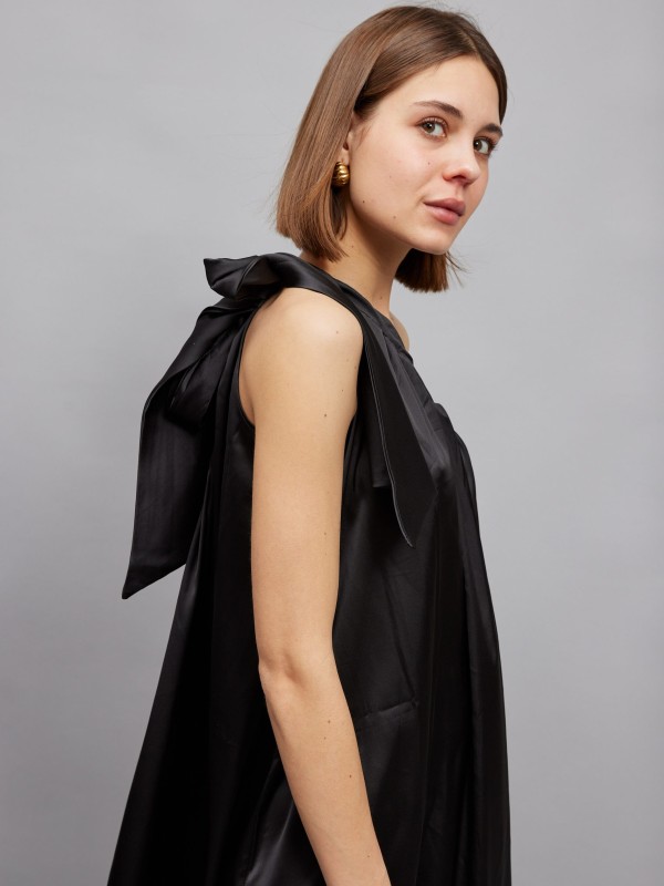 Gini -Draped Satin Maxi Dress  In Black