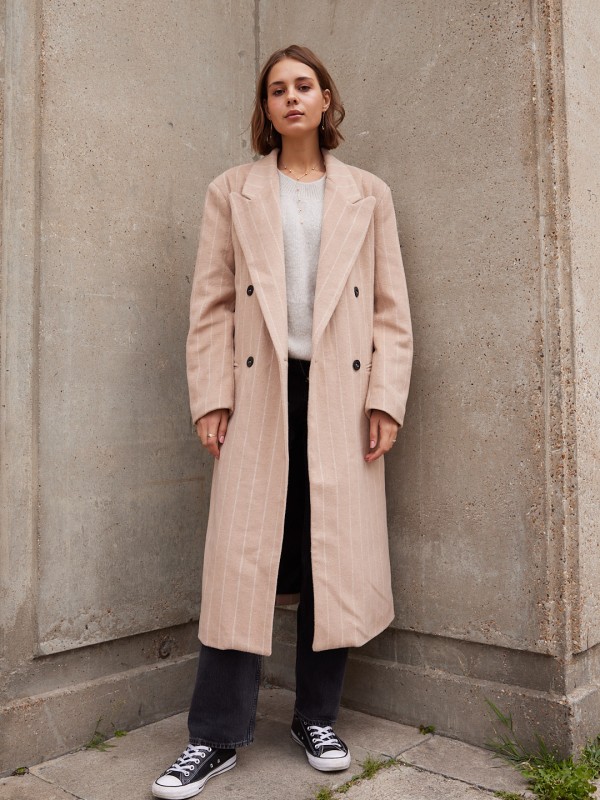 Harper- wool-blend double-breasted coat in beige