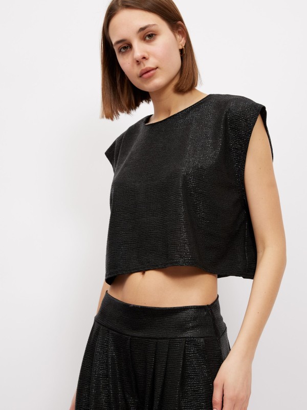 Molly - Cropped Top in Black
