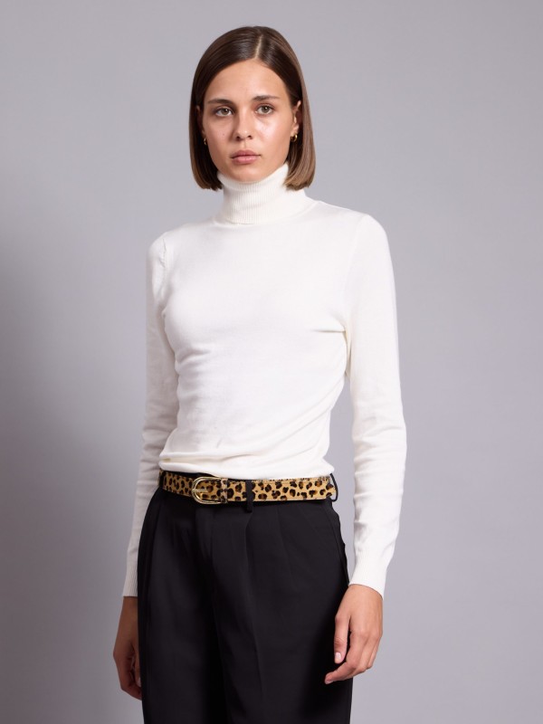 Nina - Turtleneck Sweater in Winter White
