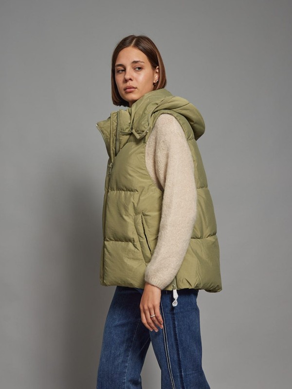 Gena  - Hooded Puffer Gilet In Khaki