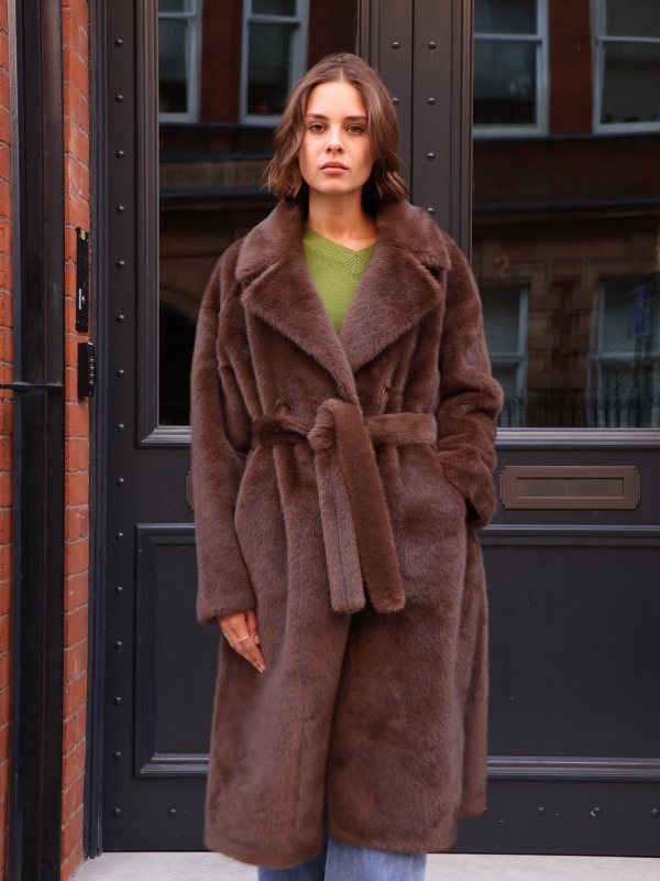 Kelly- Faux Fur Coat In Brown