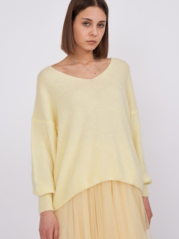 Anissa- Alpaca blend Sweater In Yellow