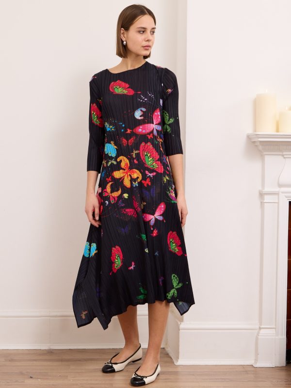 Poppy -Plisse dress abstract butterfly in black