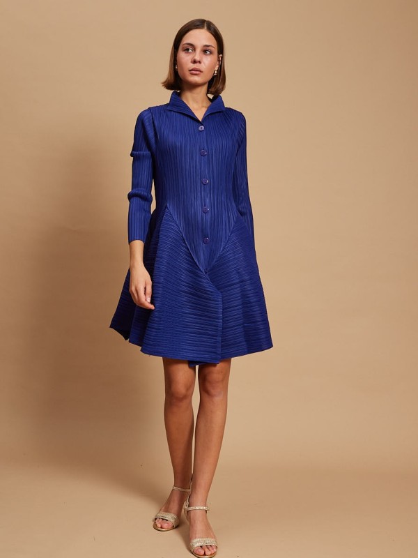 Peggy -pleated jacket dress in indigo blue