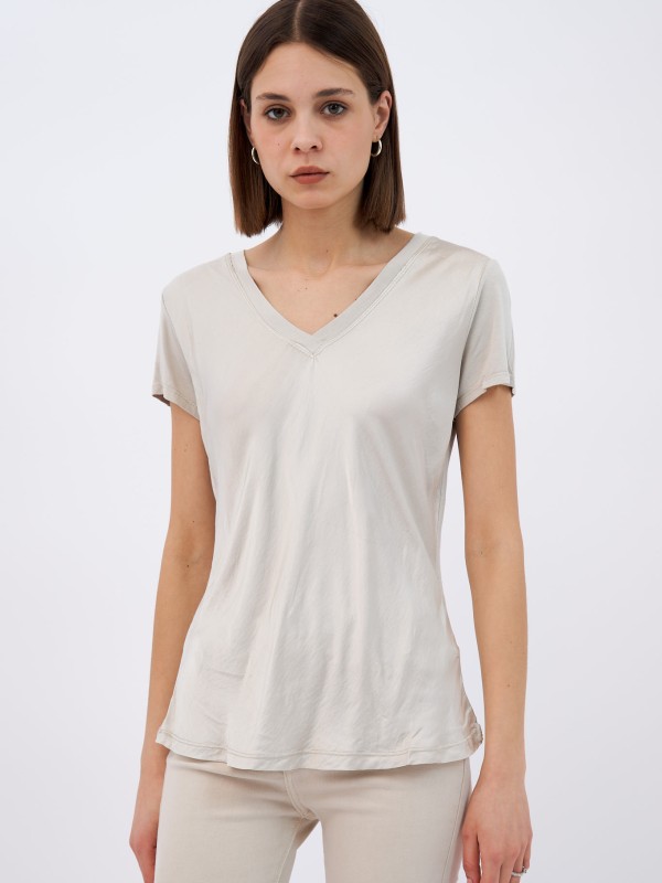 Sanya-Silk Blend V Neck Top In beige