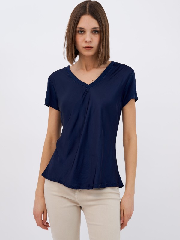 Sanya-Silk Blend V Neck Top In navy