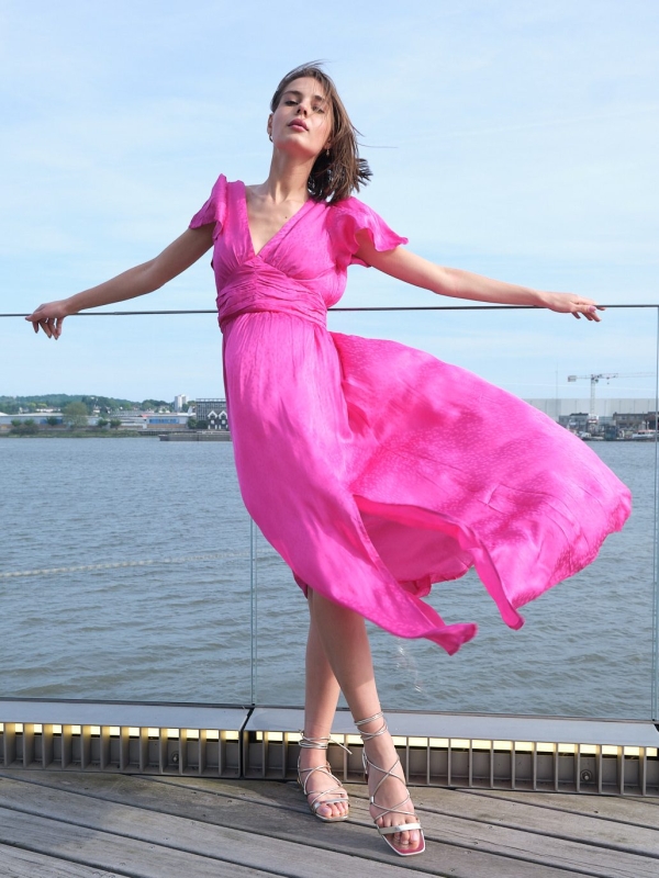 Celeste - backless maxi dress in pink