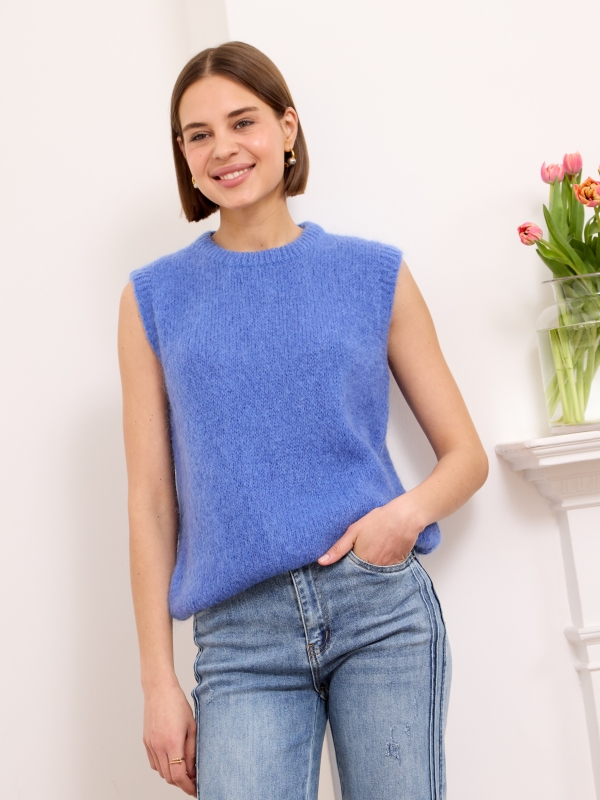 Alma - Knitted Vest In Blue