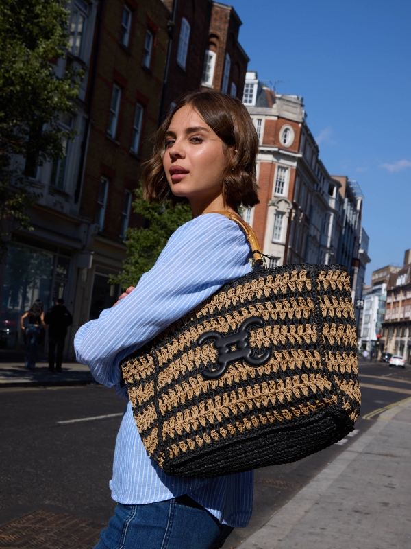 Cindy - crocheted raffia tote in black and neutral