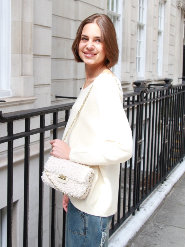 Candy - crossbody boucle chain bag in cream