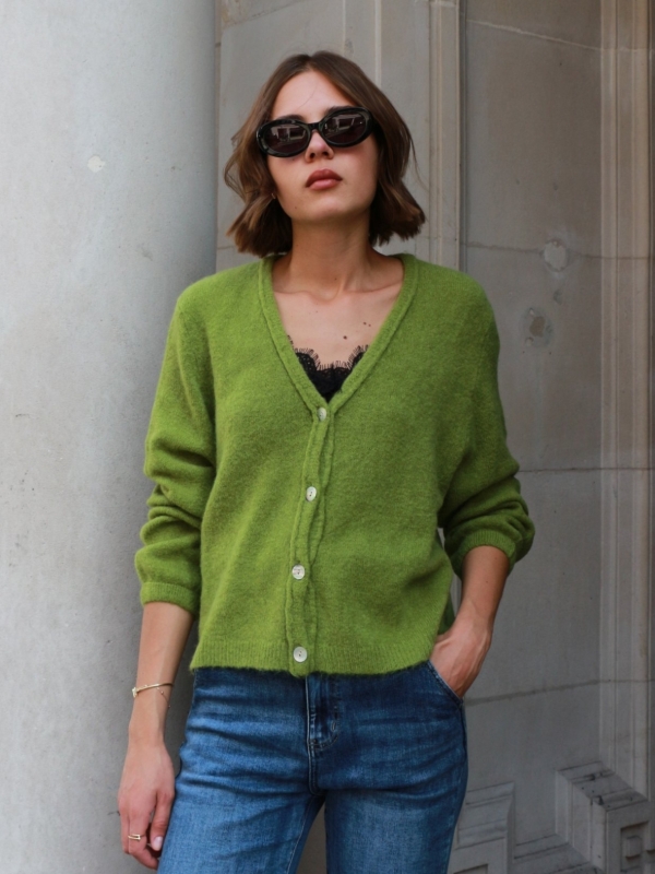 Isla - button embellished ribbed knit cardigan in green