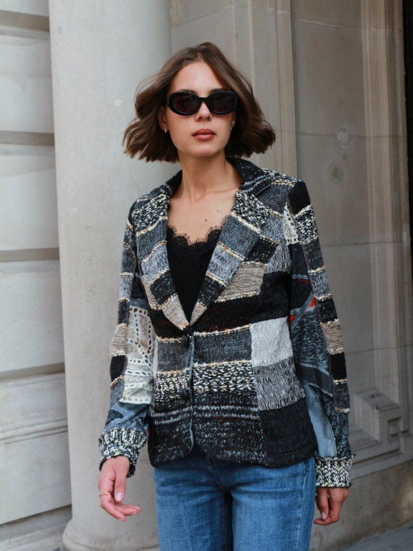 Brooke -single breasted jacquard-knit blazer in GREY