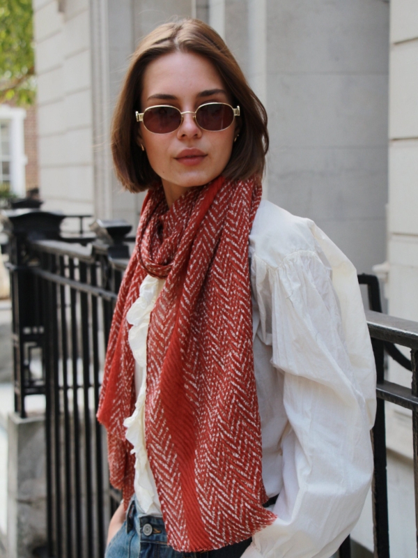 Daphne - viscose scarf in orange
