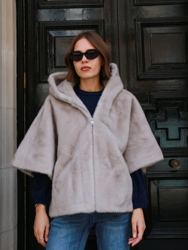 Andy - hooded Faux Fur coat in grey