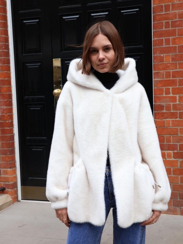 Serena - hooded Faux Fur coat in white