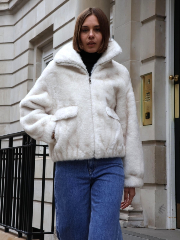 Alma -Faux Fur coat in white