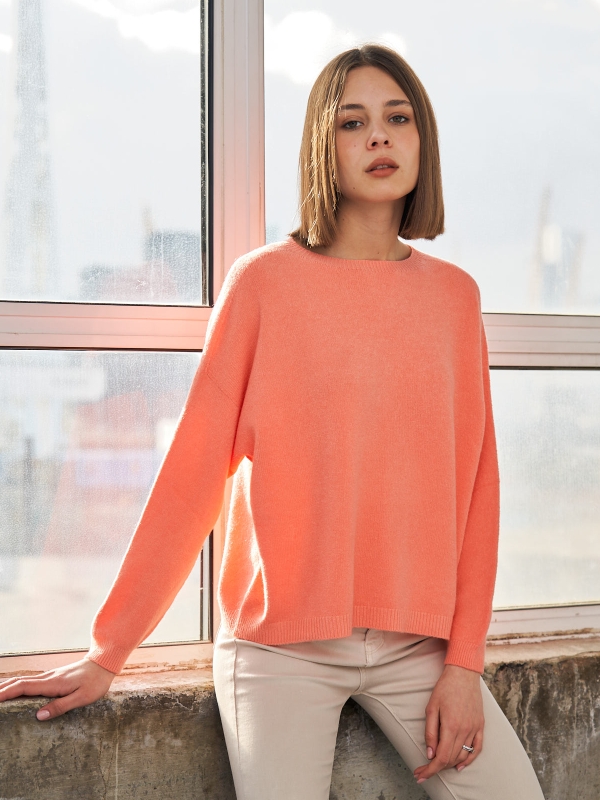 Chelsea - Viscose Blend Sweater In Coral
