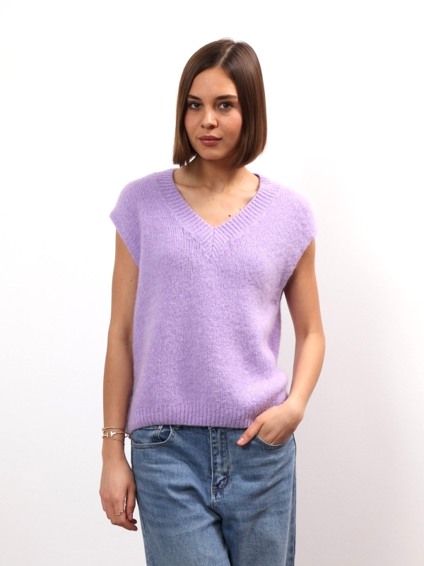 Nina - Knitted Vest in lilac