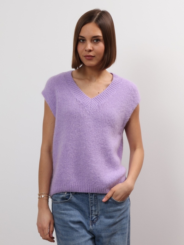 Nina - Knitted Vest in lilac