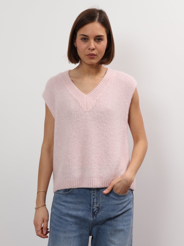 Nina - Knitted Vest in pale pink
