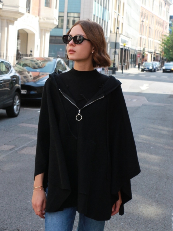 CHLOE- ZIP CARDIGAN IN black