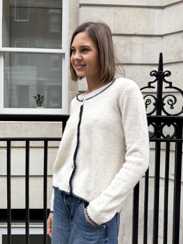 Melania - Contrast Trim Cardigan In Navy