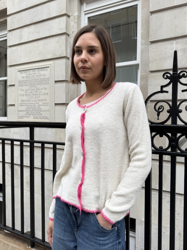 Melania - Contrast Trim Cardigan In Pink