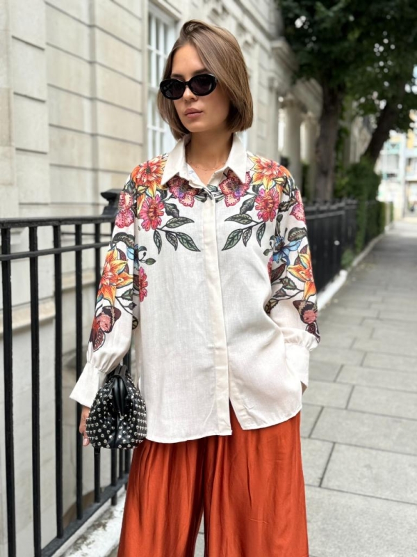 Lola - Playful Print Relaxed Shirt Floral