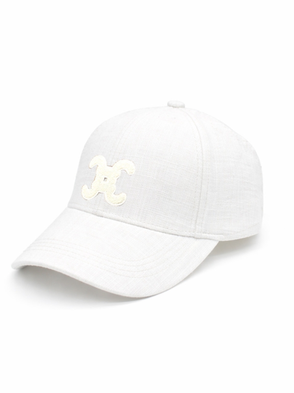 Giselle - Casual Everyday Baseball Cap in white