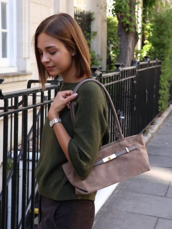 Bianca - Suede Bag in taupe