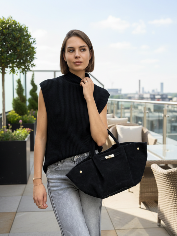 Chiara - Chic Suede Tote Bag in Black